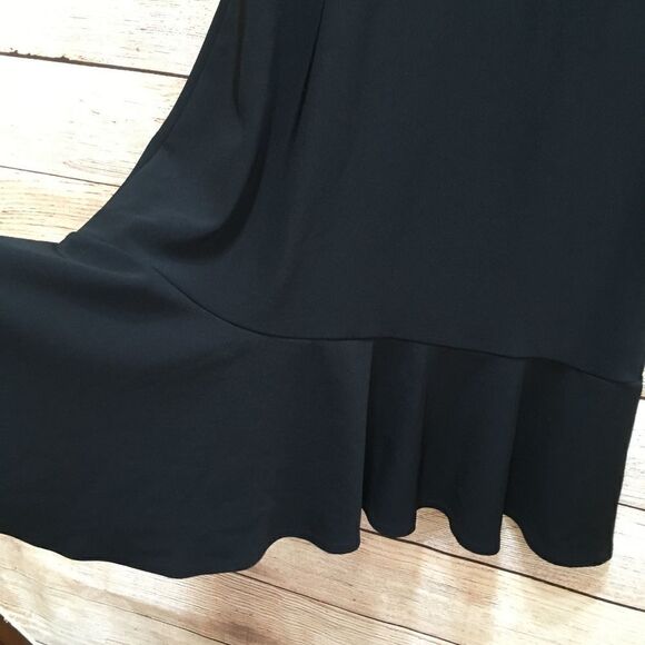 BOSTON PROPER FLUTTER DRESS IN BLACK - Picture 4 of 9